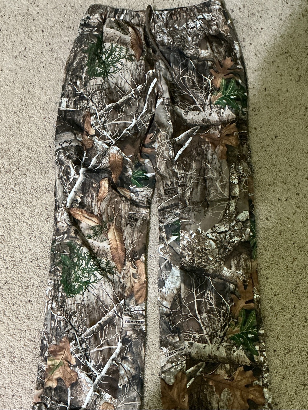 Magellan Outdoors Realtree Camo Joggers in Brown & Green